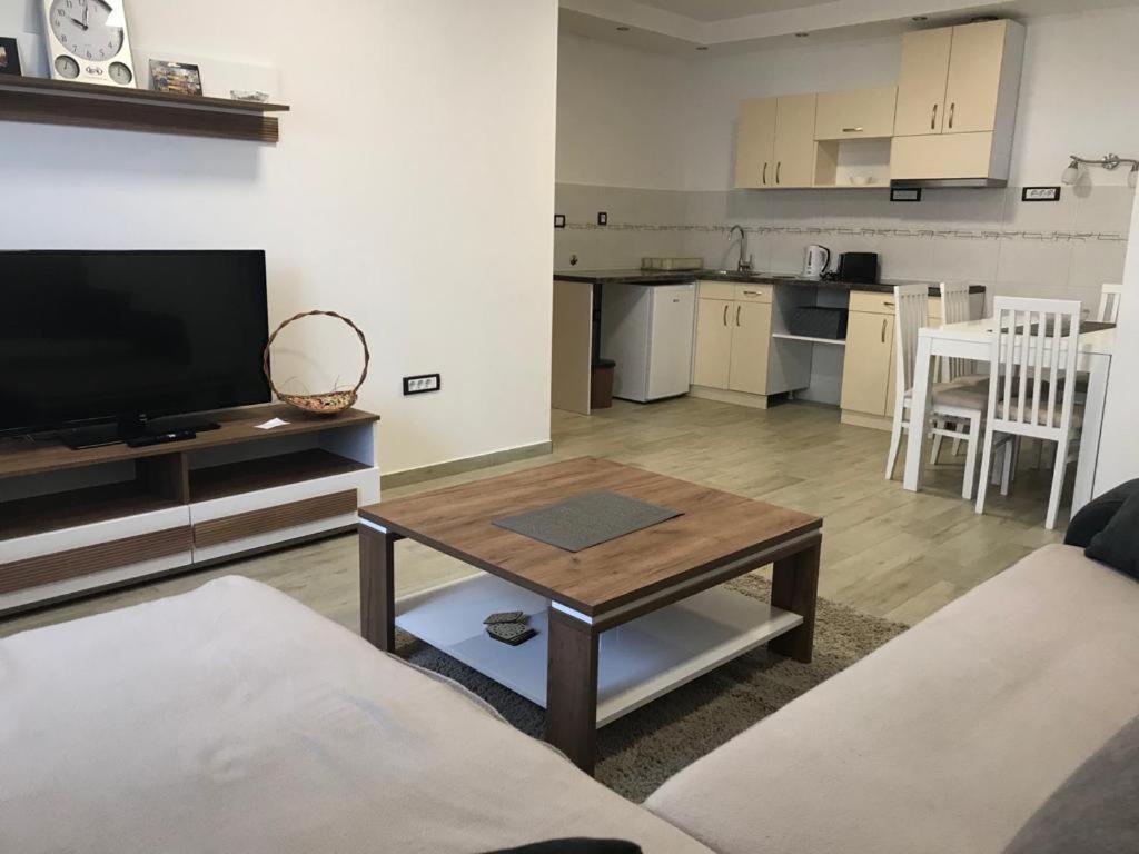 Mm Apartmani Белград Экстерьер фото
