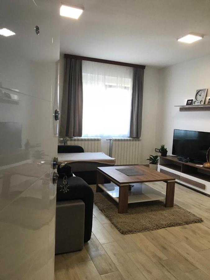Mm Apartmani Белград Экстерьер фото